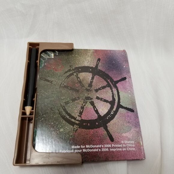 Disney Parks Pirates of the Caribbean Lot Johnny Depp Bundle Keychain Bracelet - Picture 8 of 11